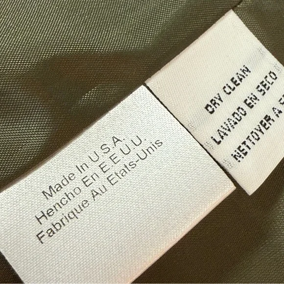 Jones New York.  size 14 skirt and blazer suit - Picture 6 of 8